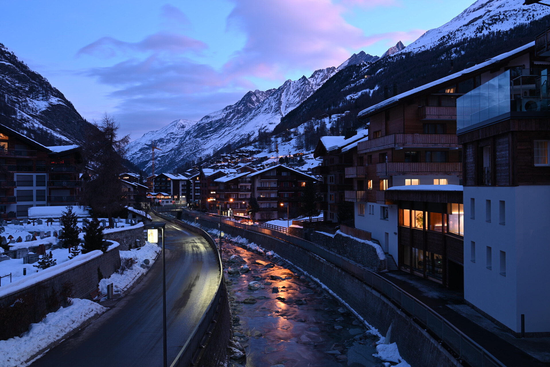 采尔马特的晨光